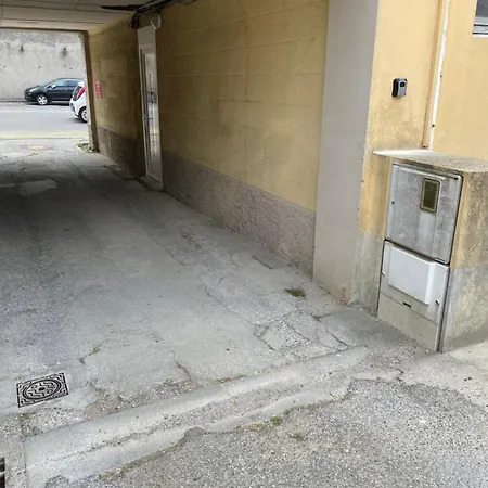 Le B3, Parking Prive * قرقشونه